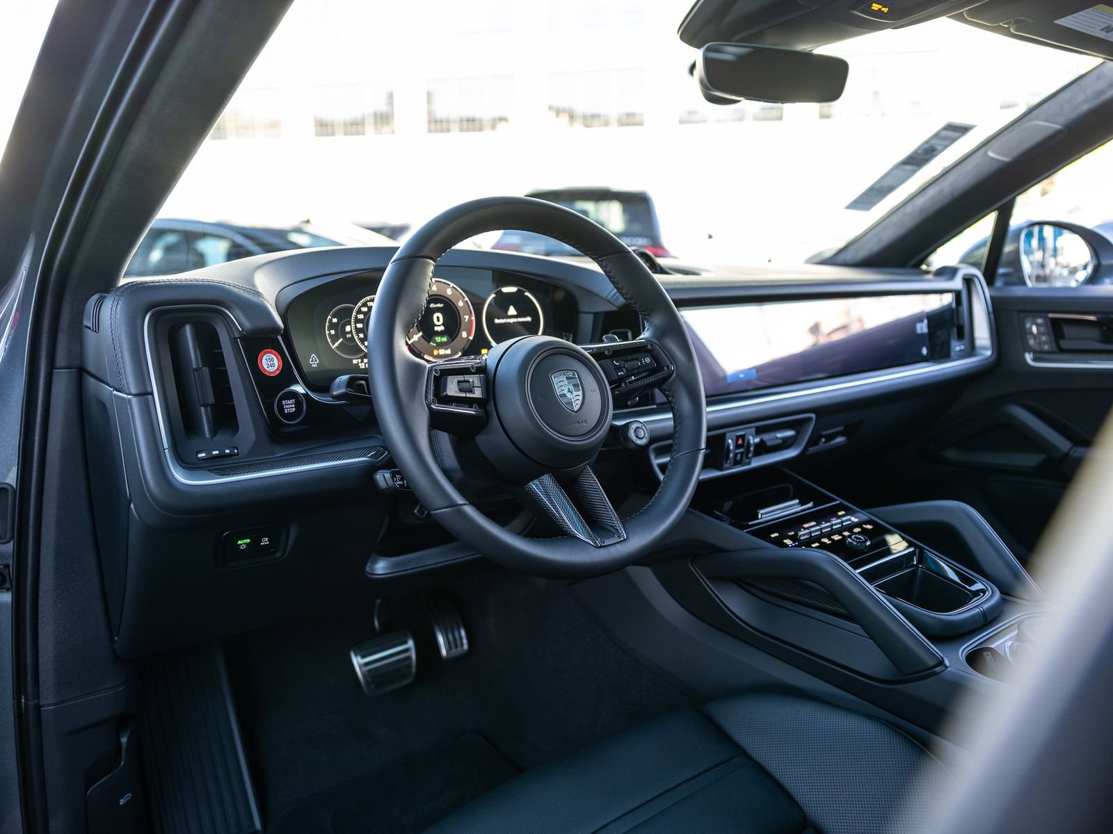 New 2026 Porsche Cayenne Turbo image 4