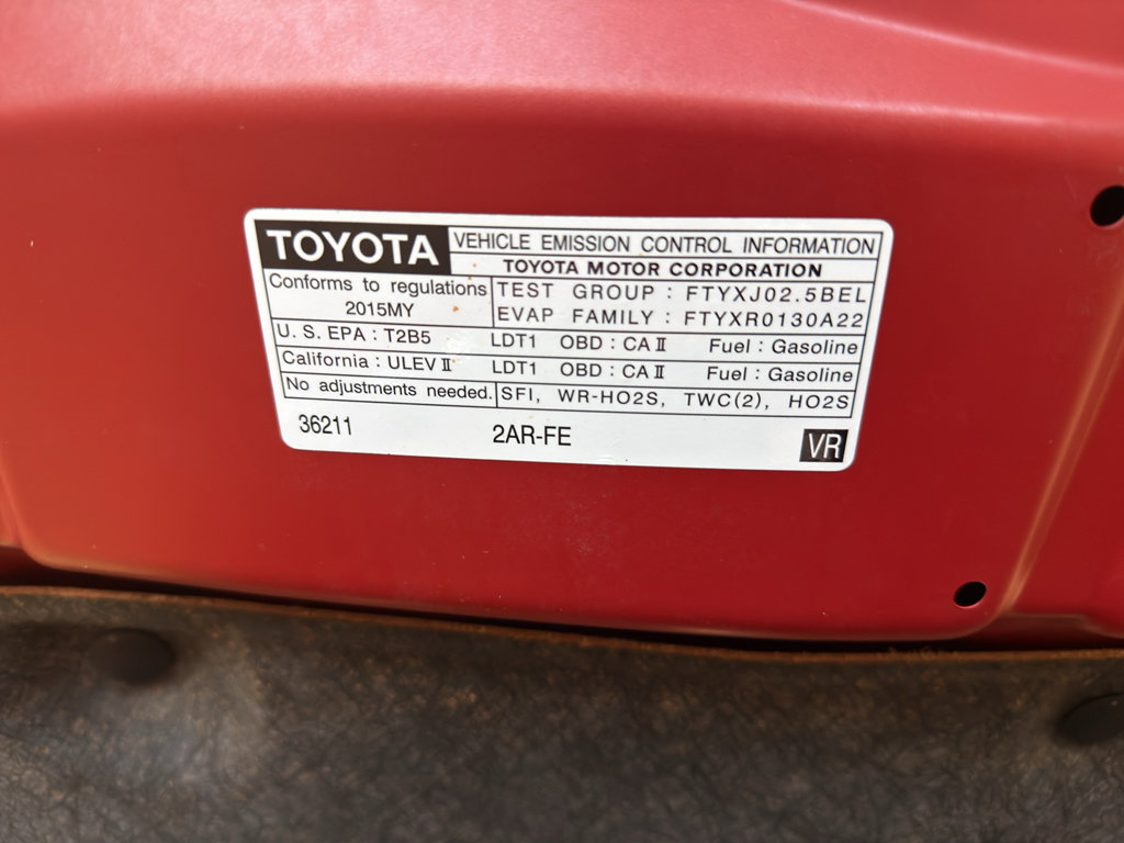 Used 2015 Toyota RAV4 Limited image 32