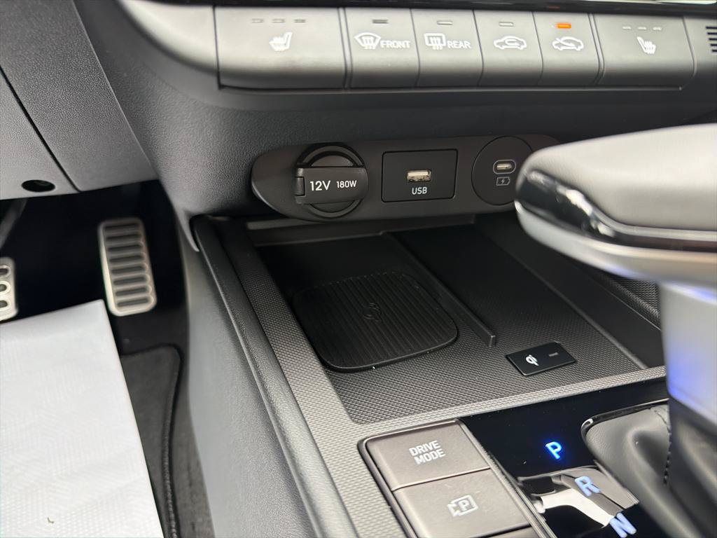 New 2026 Hyundai Elantra SEL Sport FWD image 24