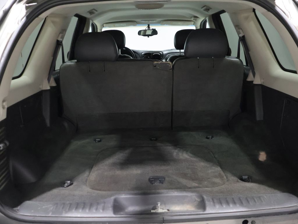 Used 2005 Chevrolet TrailBlazer LS w/ LS Preferred Equipment Group image 4