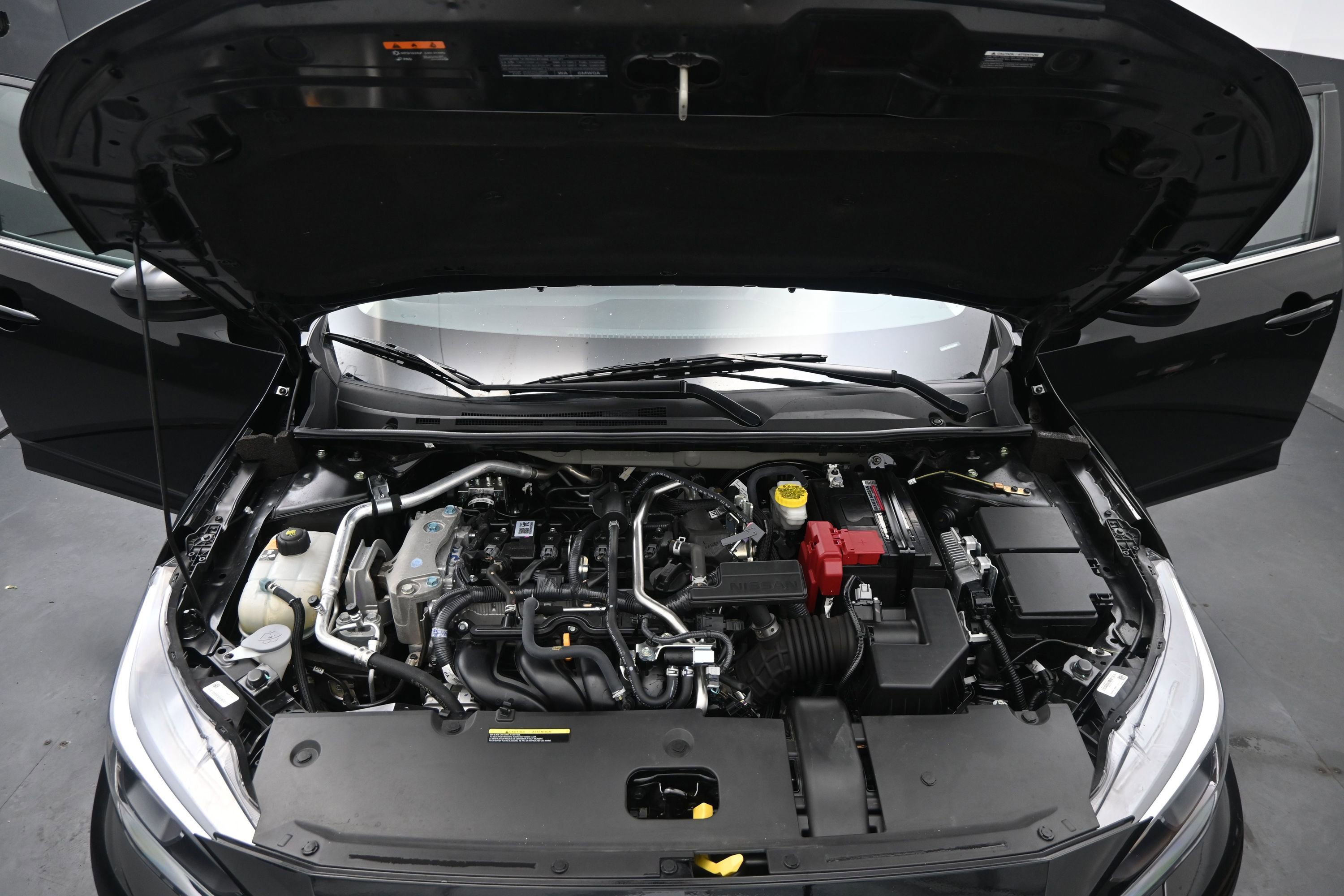 Used 2025 Nissan Sentra SV FWD image 22