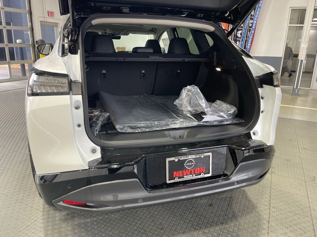 New 2026 Nissan Murano Platinum w/ Cargo Package AWD/4WD image 7