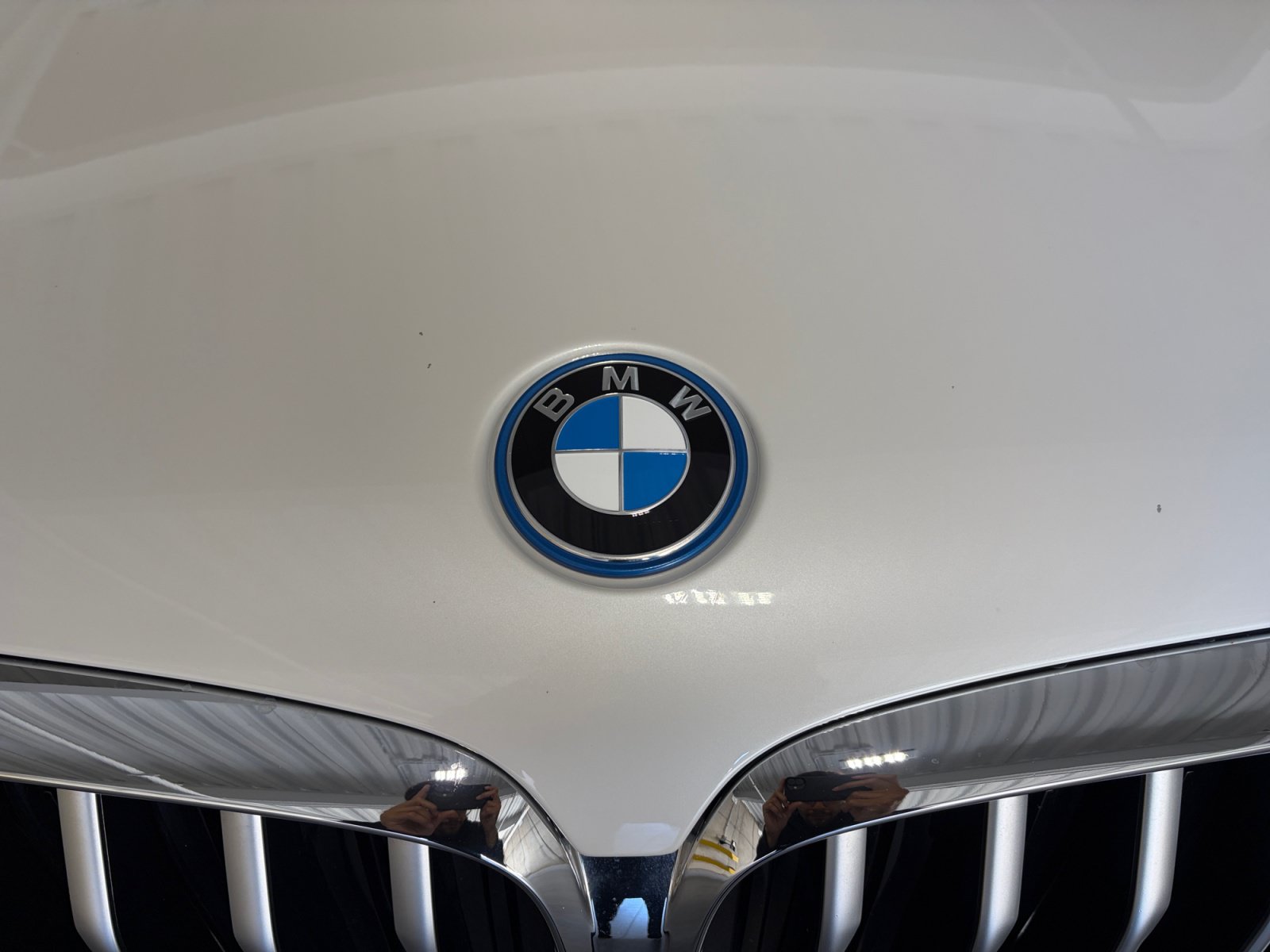Used 2023 BMW X5 xDrive45e w/ Executive Package AWD/4WD image 12