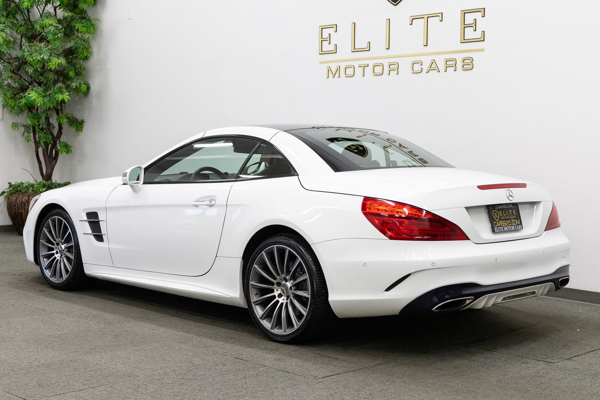 Used 2017 Mercedes-Benz SL 450 image 22