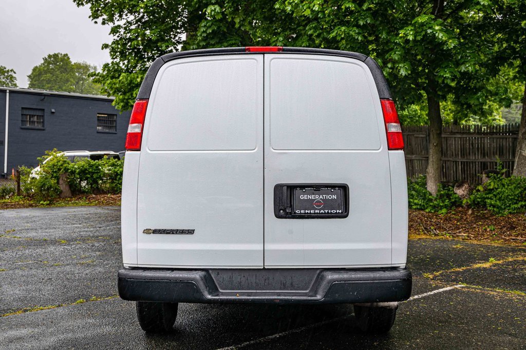 Used 2023 Chevrolet Express 2500 Extended w/ Driver Convenience Package image 5