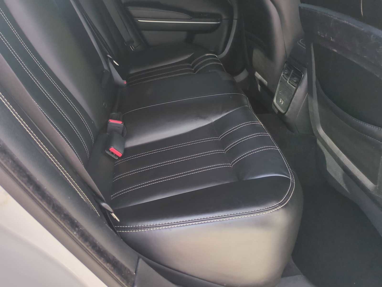Used 2022 Chrysler 300 S RWD image 28
