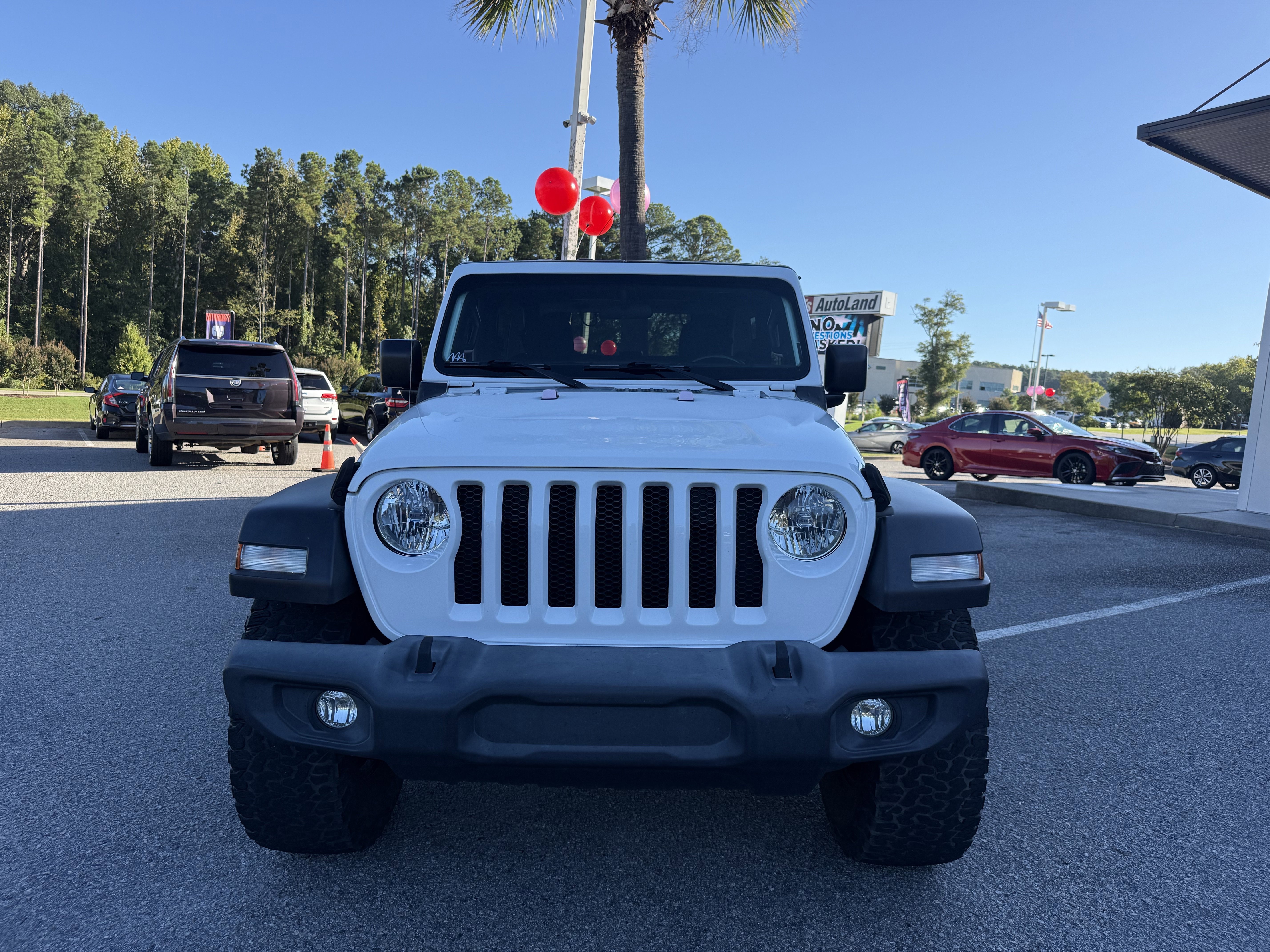 Used 2019 Jeep Wrangler Sport image 4