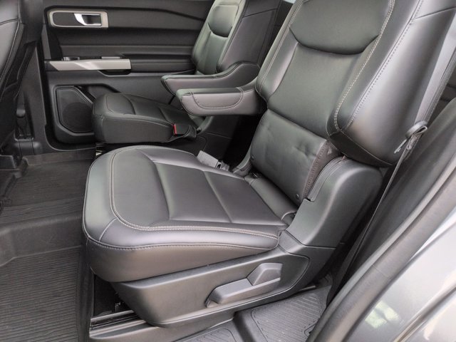 Certified 2024 Ford Explorer XLT w/ Equipment Group 202A image 17