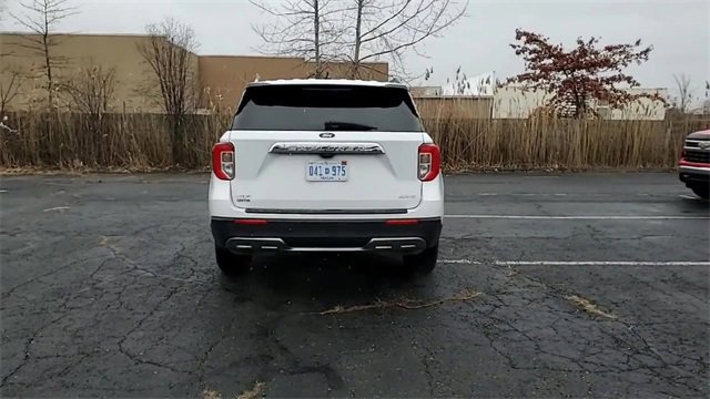 Used 2021 Ford Explorer XLT w/ Equipment Group 202A image 7