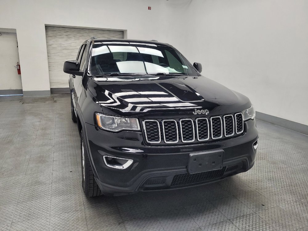 Used 2019 Jeep Grand Cherokee Laredo image 14