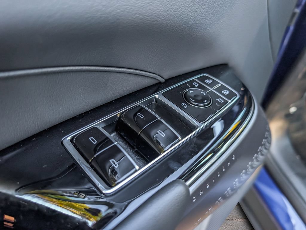 New 2026 Cadillac Lyriq Sport AWD/4WD image 10