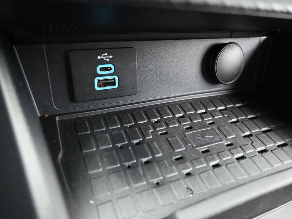 Used 2024 Ford Mustang Premium image 30