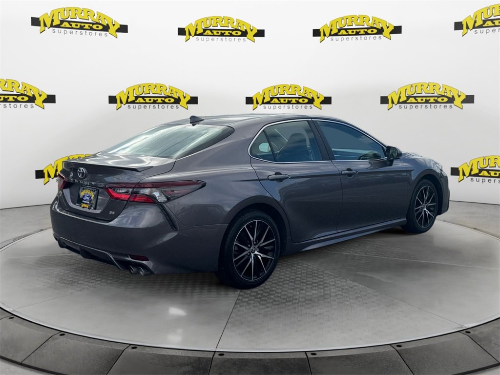 Used 2023 Toyota Camry SE image 5
