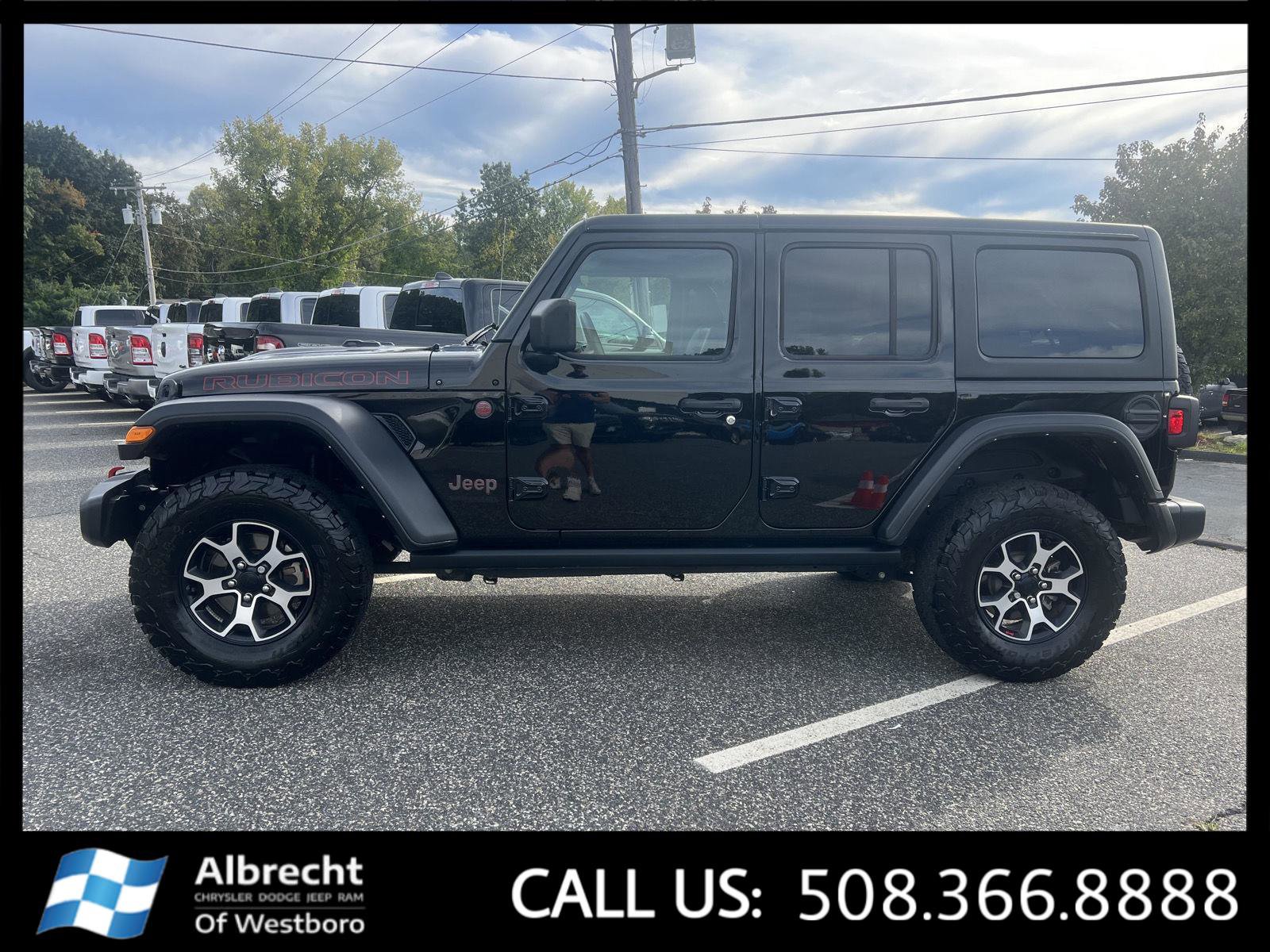 Used 2022 Jeep Wrangler Unlimited Rubicon w/ Cold Weather Group image 2