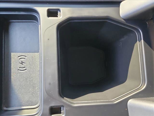 Used 2023 Land Rover Defender 90 S image 15