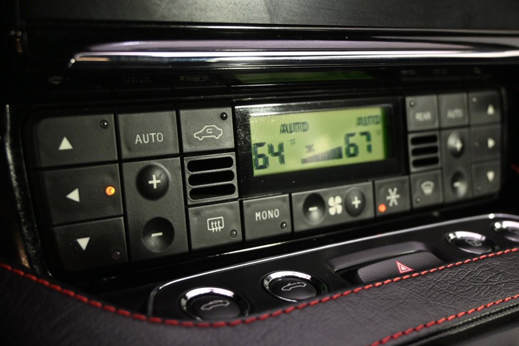 Used 2018 Maserati GranTurismo Sport image 33