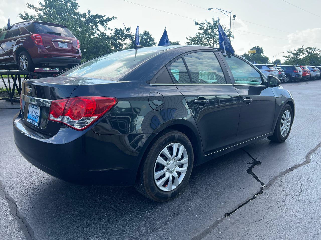 Used 2012 Chevrolet Cruze LS w/ Connectivity Package FWD image 4
