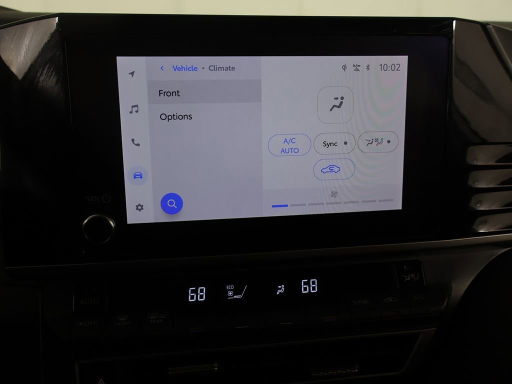 Used 2025 Toyota Camry LE FWD image 39