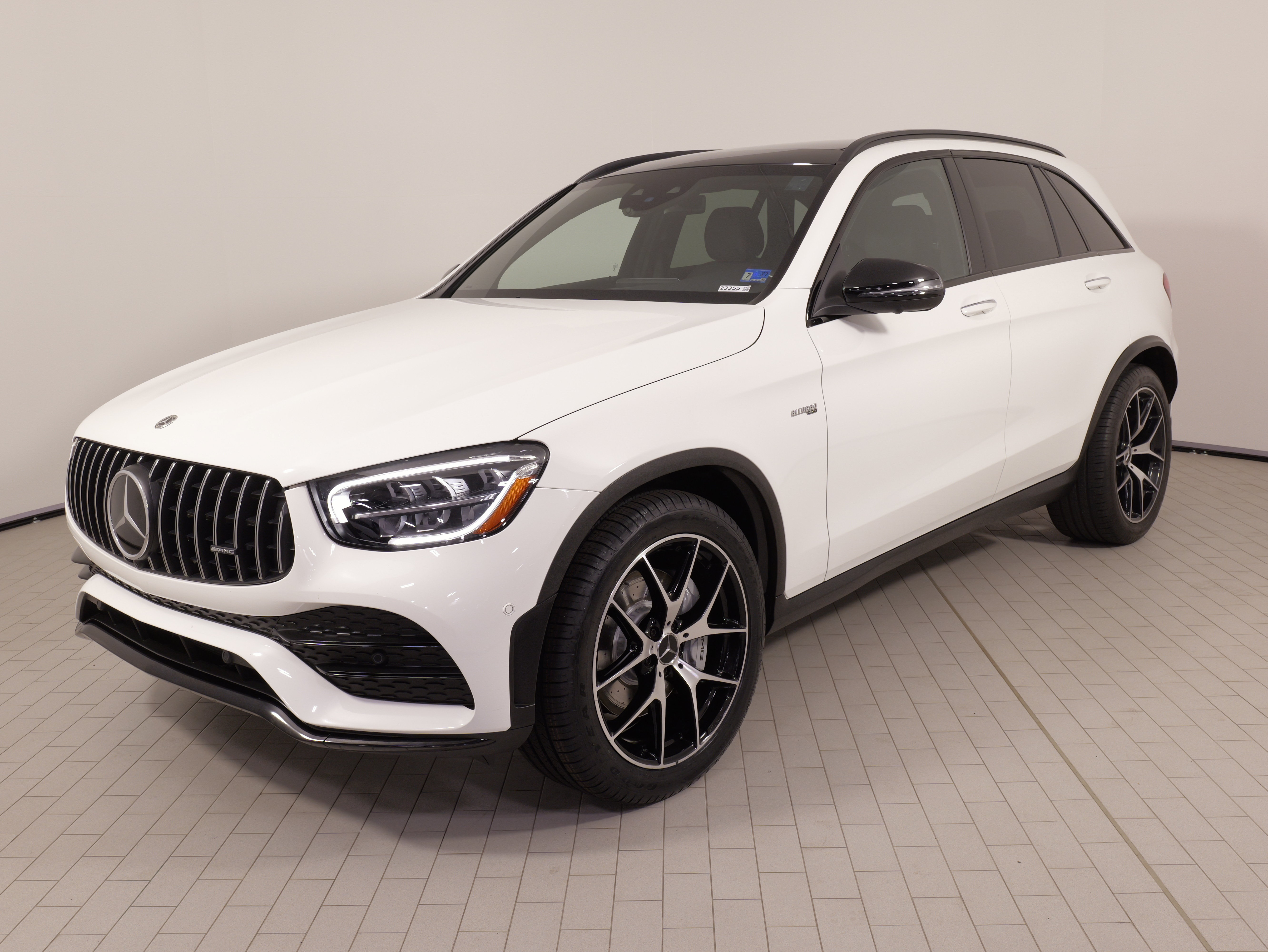 Used 2022 Mercedes-Benz GLC 43 AMG 4MATIC image 3