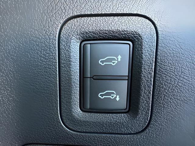 New 2026 Nissan Armada PRO-4X w/ Captain's Chari Seat Package image 32