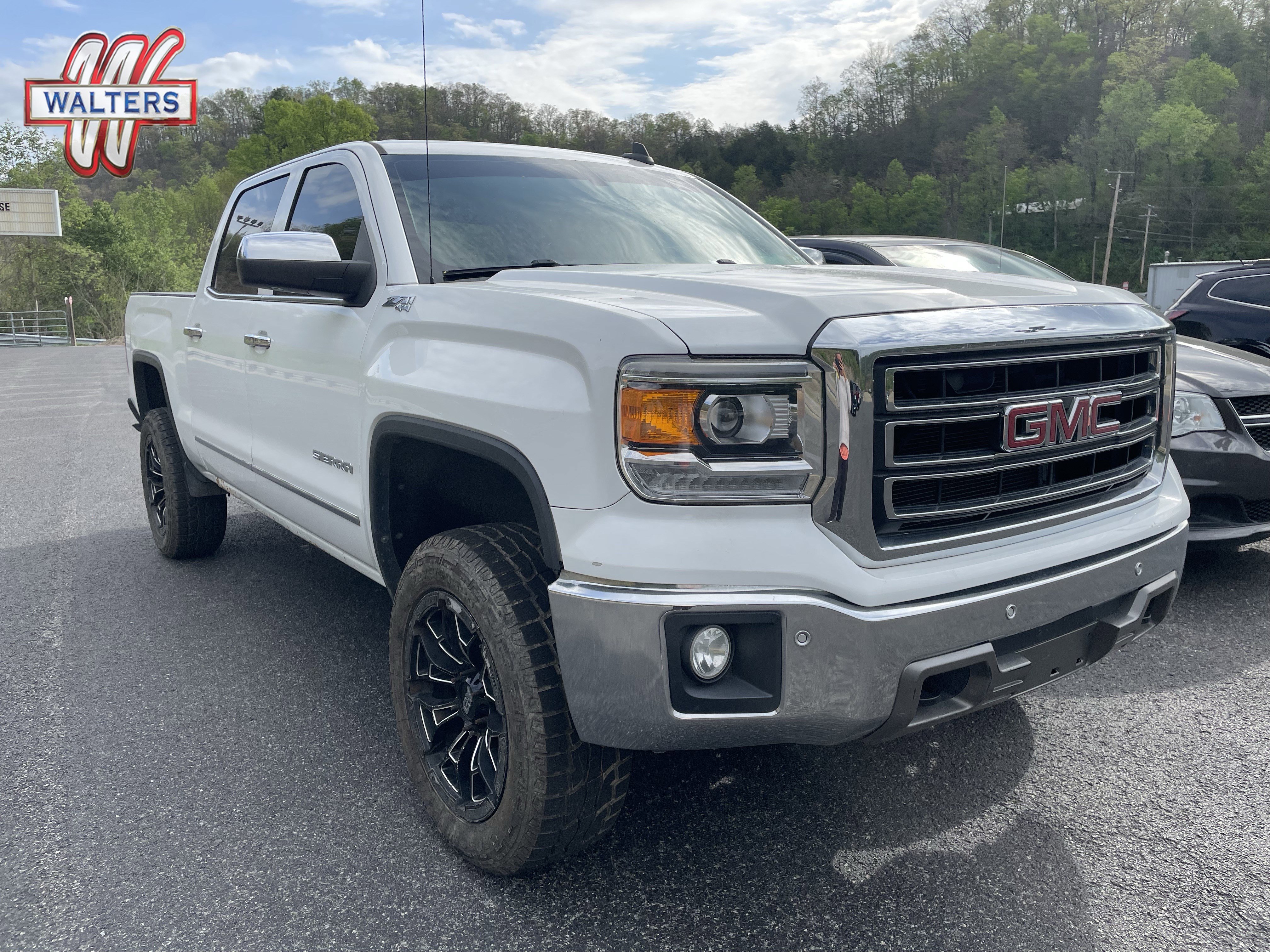 Used 2015 GMC Sierra 1500 SLT w/ SLT Crew Cab Value Package
