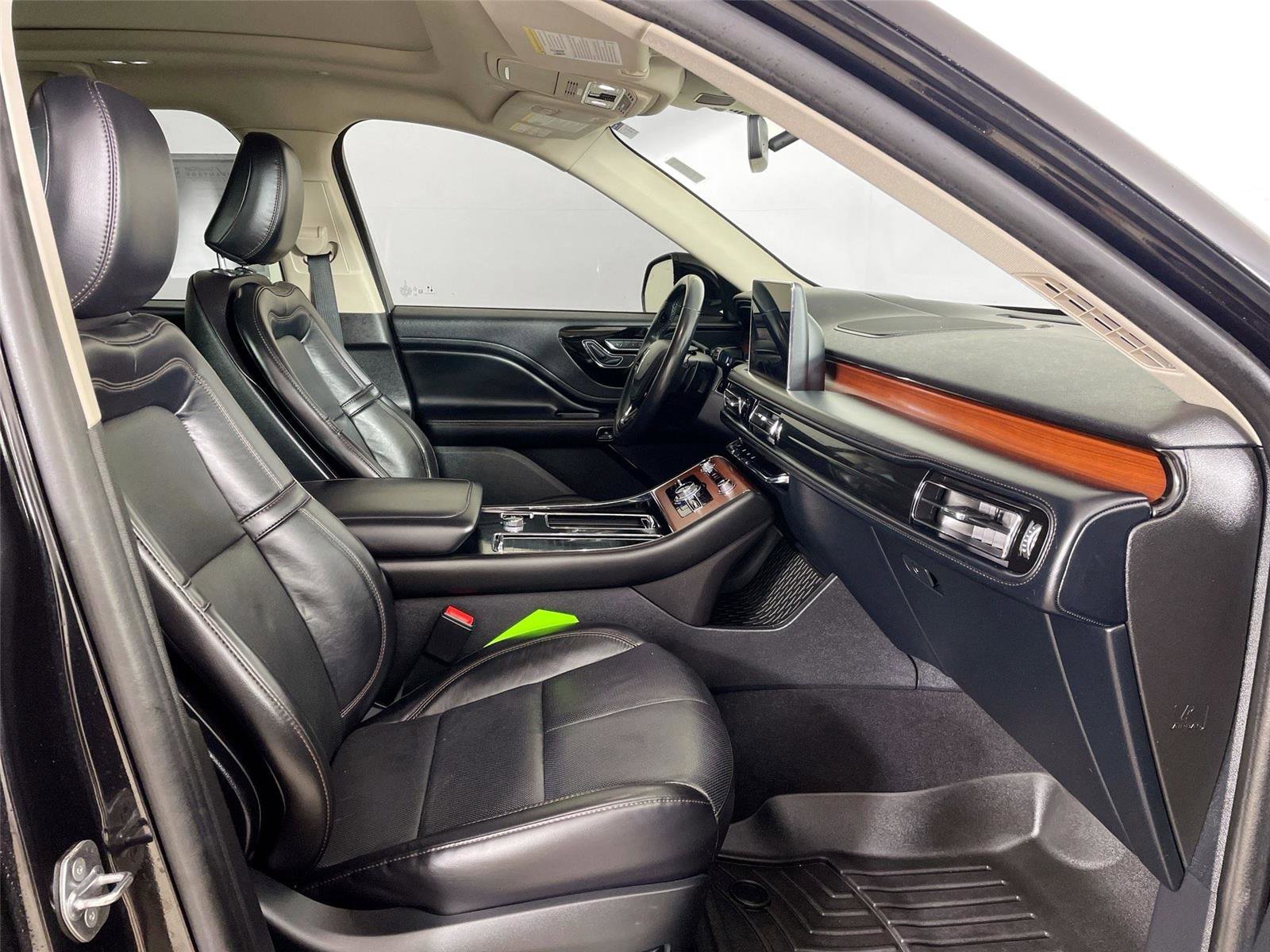 Used 2021 Lincoln Aviator Reserve w/ Equipment Group 201A image 27