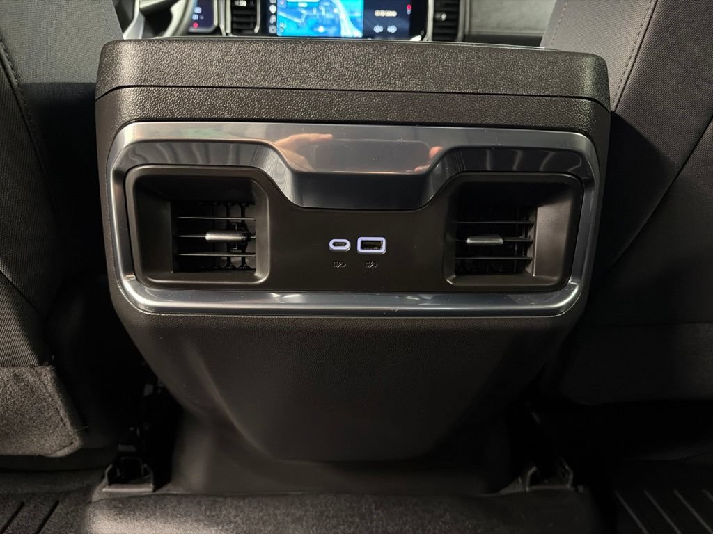 Used 2025 GMC Sierra 1500 Elevation w/ Preferred Package AWD/4WD image 33