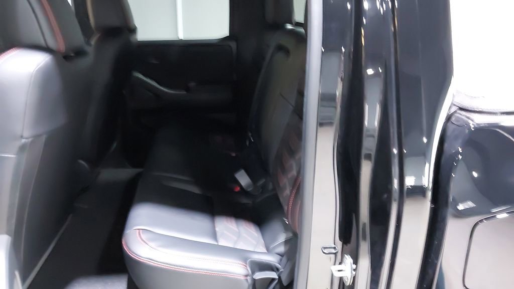 New 2026 Nissan Frontier PRO-4X w/ Pro Premium Package AWD/4WD image 21