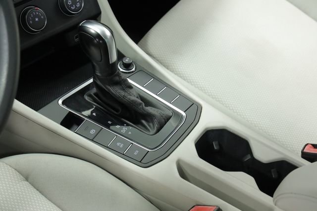 Used 2019 Volkswagen Jetta S image 23