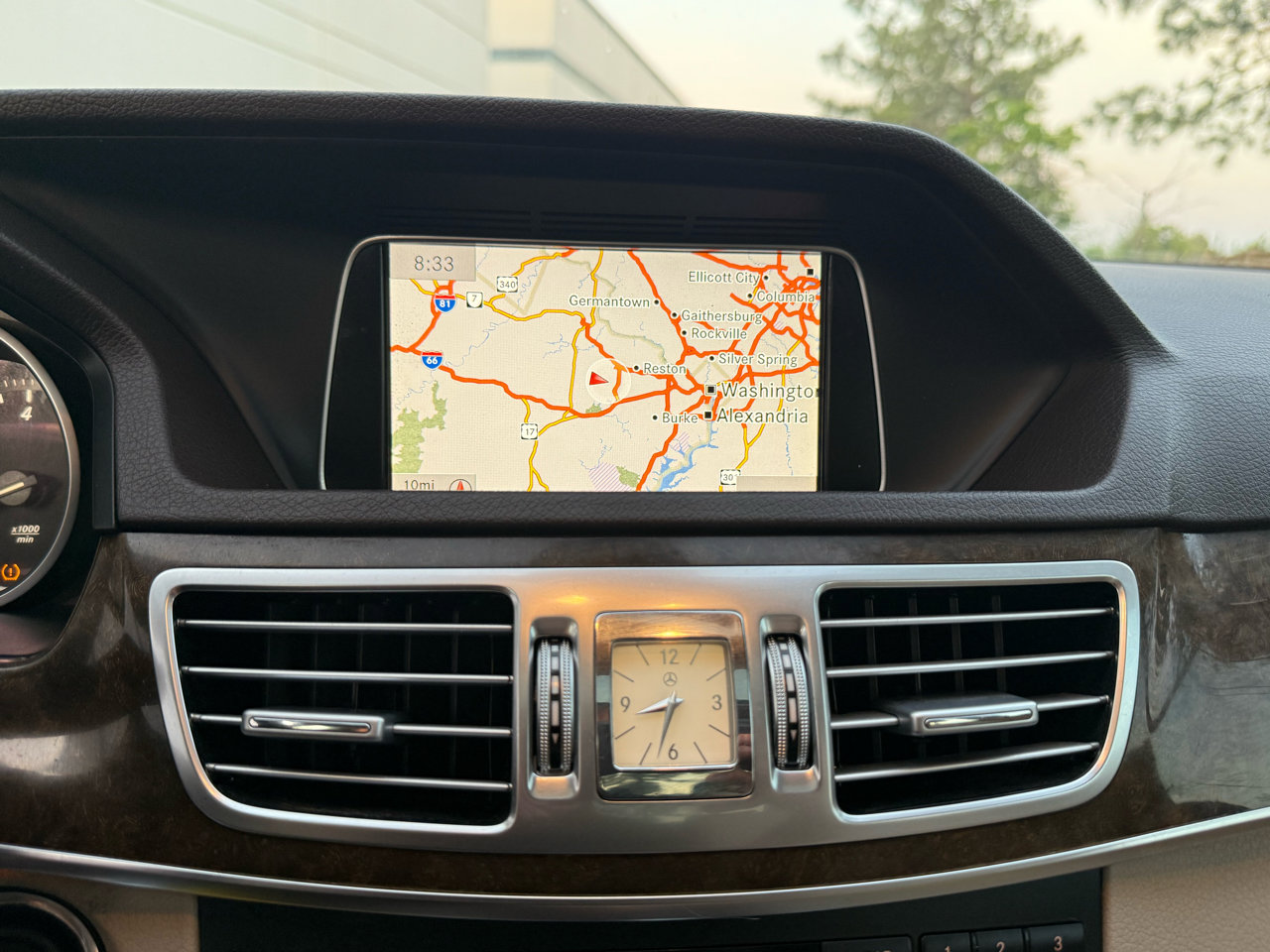 Used 2015 Mercedes-Benz E 350 4MATIC Sedan image 26