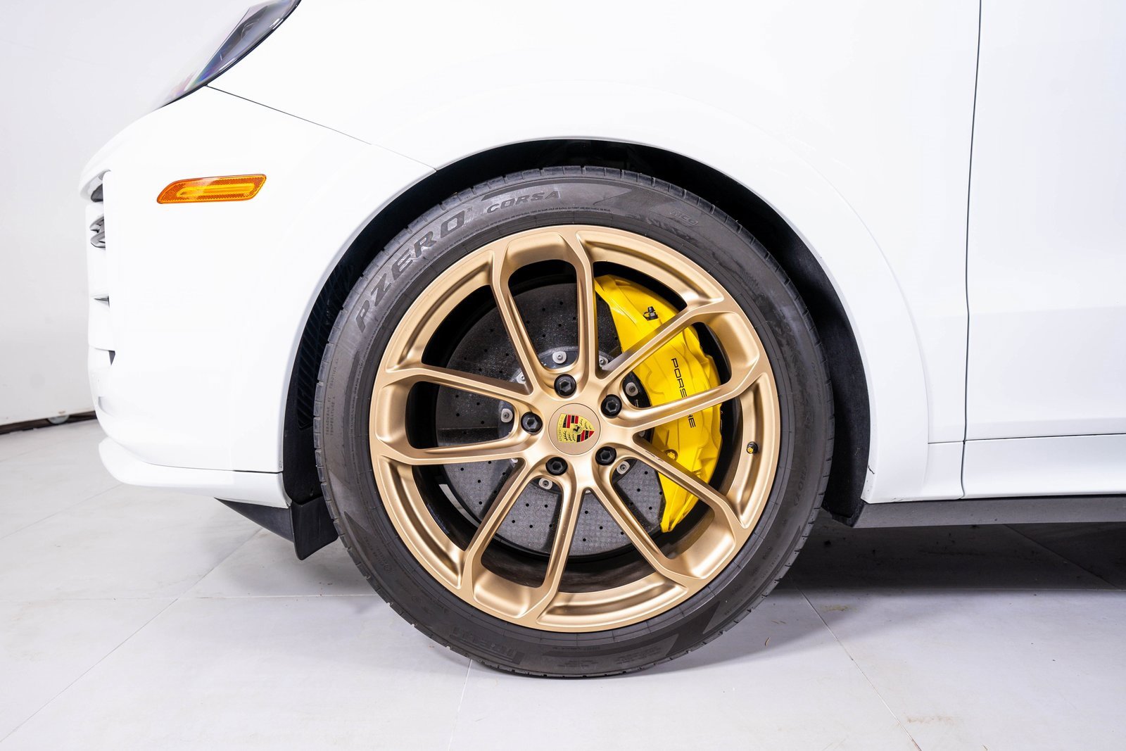 Used 2024 Porsche Cayenne Turbo GT image 9