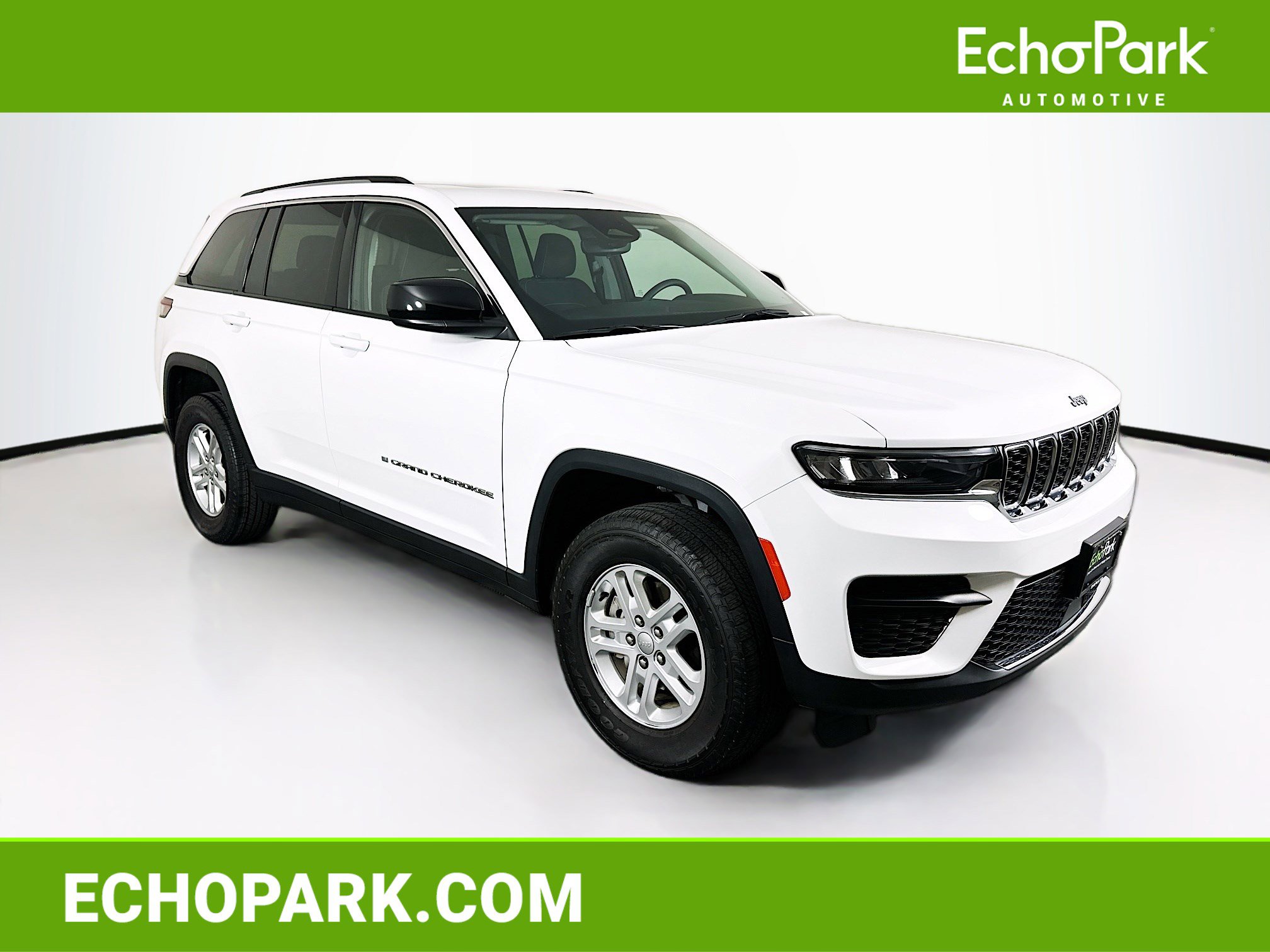 Used 2023 Jeep Grand Cherokee Laredo w/ Luxury Tech Group I
