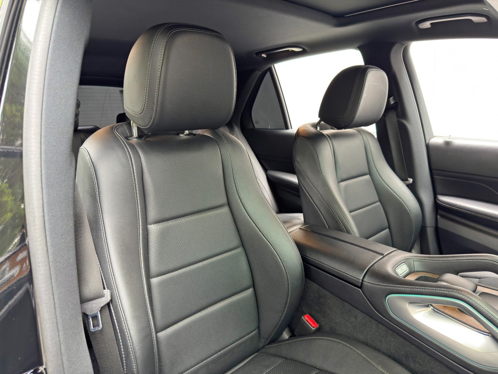 Used 2021 Mercedes-Benz GLE 350 w/ Premium Package image 42