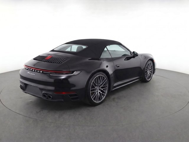 Used 2022 Porsche 911 Carrera RWD image 7