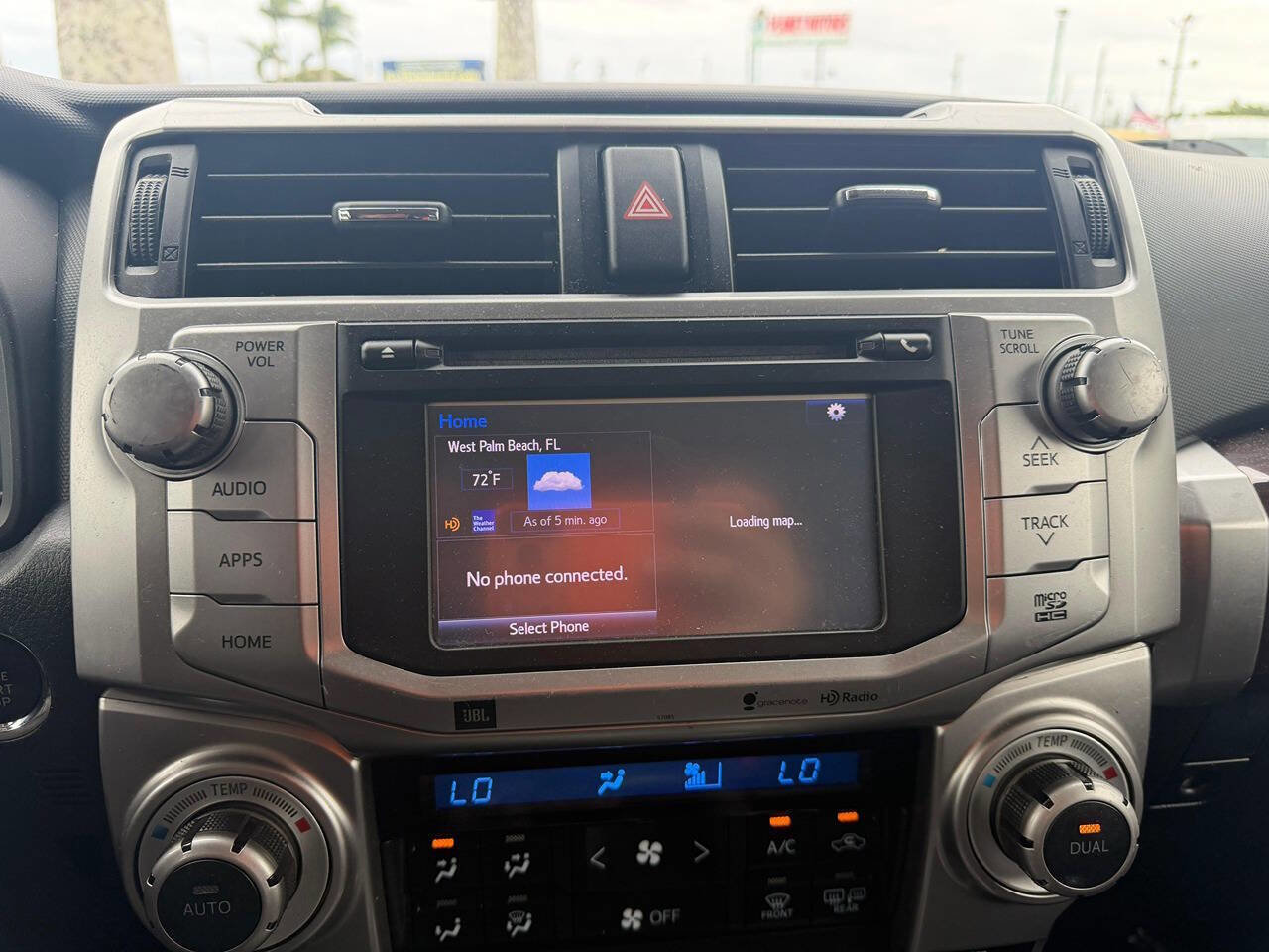 Used 2014 Toyota 4Runner Limited image 10