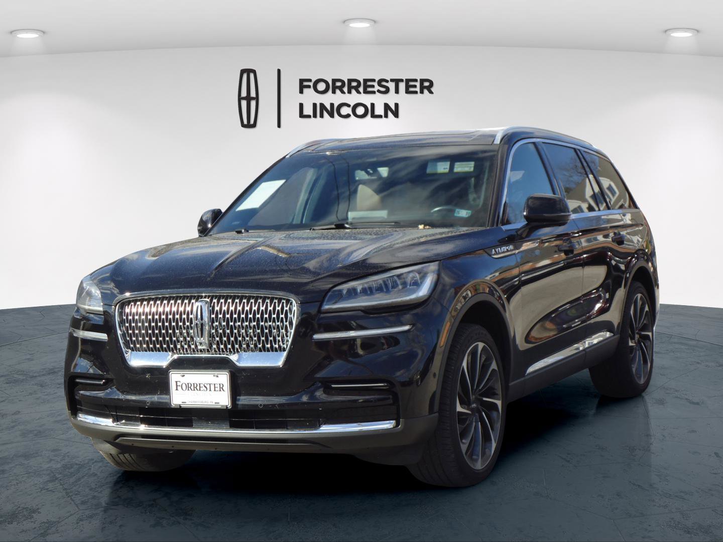 Used 2023 Lincoln Aviator Reserve w/ Equipment Group 201A image 7