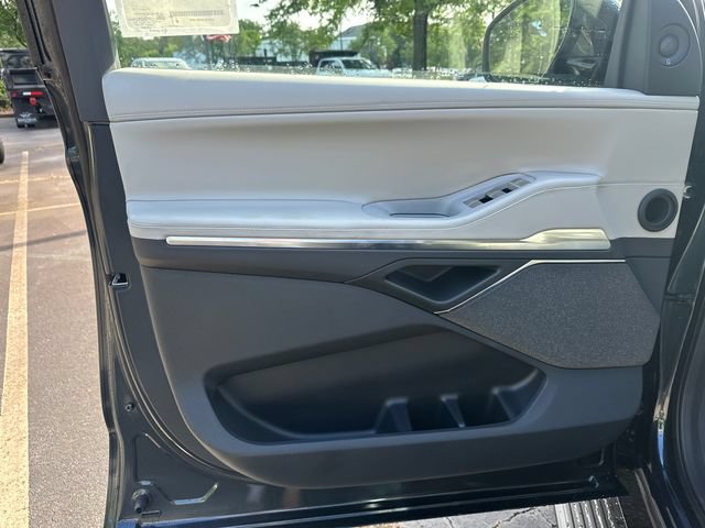 New 2026 Lincoln Navigator Reserve AWD/4WD image 11