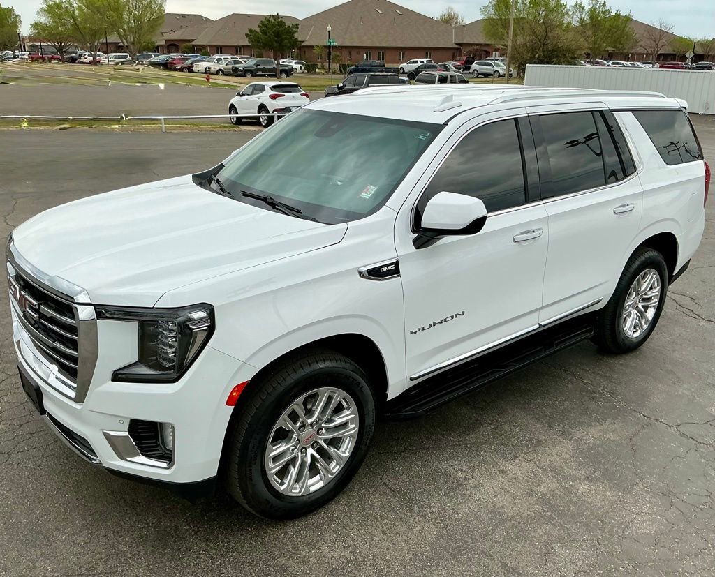 Used 2023 GMC Yukon SLT AWD/4WD image 5