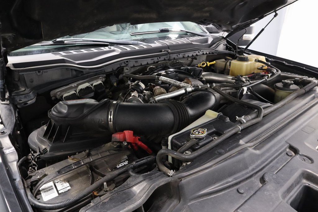 Used 2019 Ford F350 Lariat w/ Lariat Ultimate Package image 16