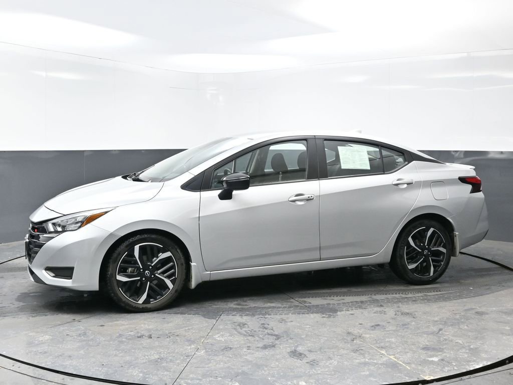 Used 2023 Nissan Versa SR w/ Trunk Package FWD image 9
