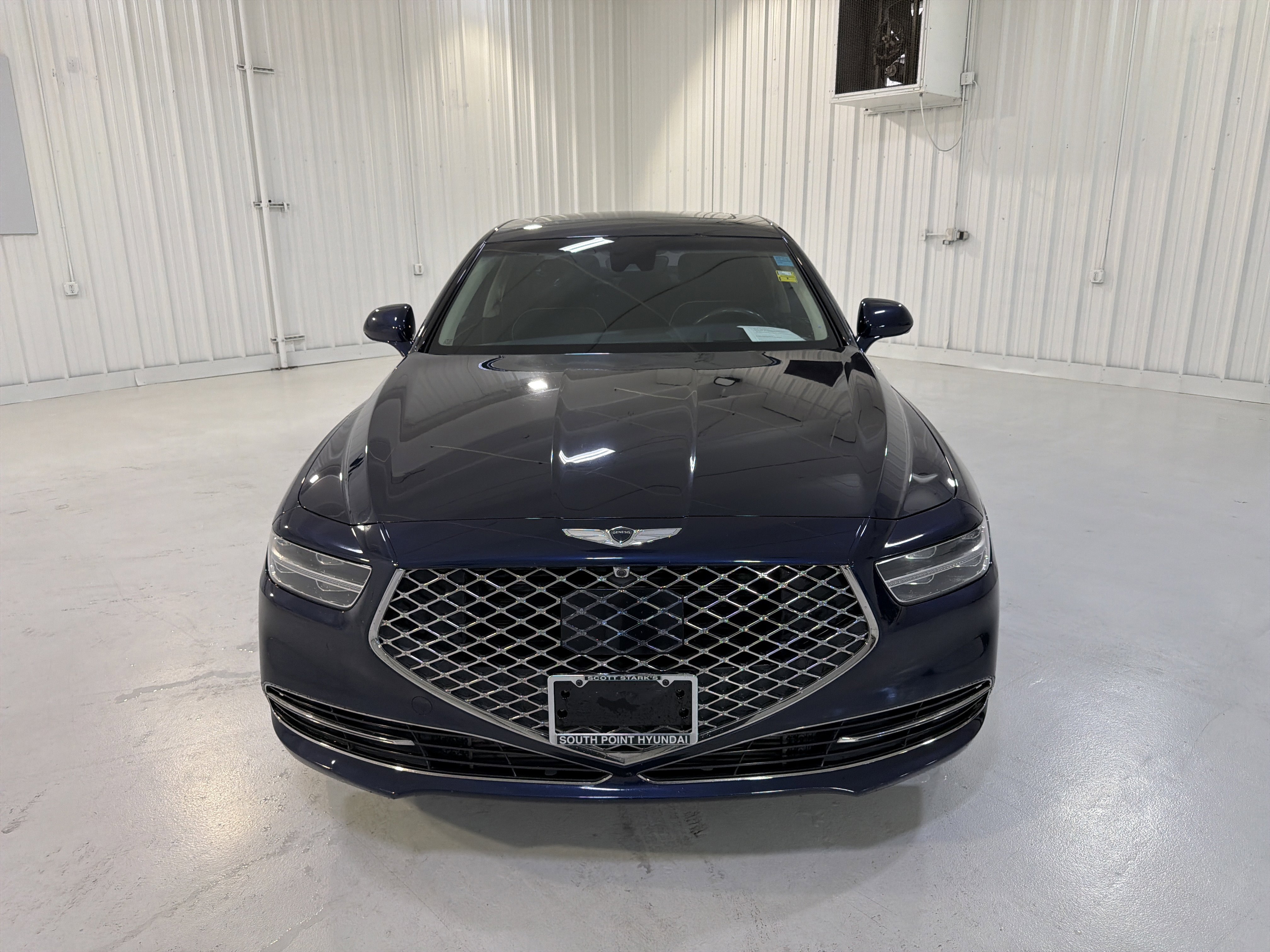 Used 2021 Genesis G90 3.3T Premium RWD image 8