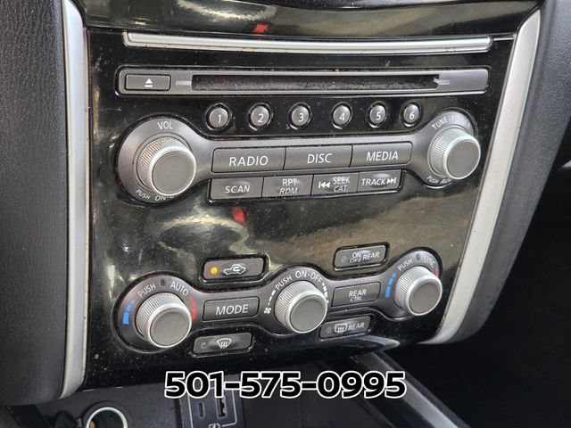 Used 2020 Nissan Pathfinder SV FWD image 24