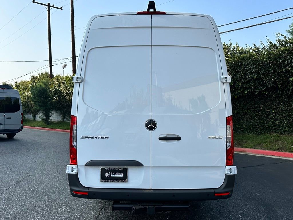 New 2025 Mercedes-Benz Sprinter 2500 image 10