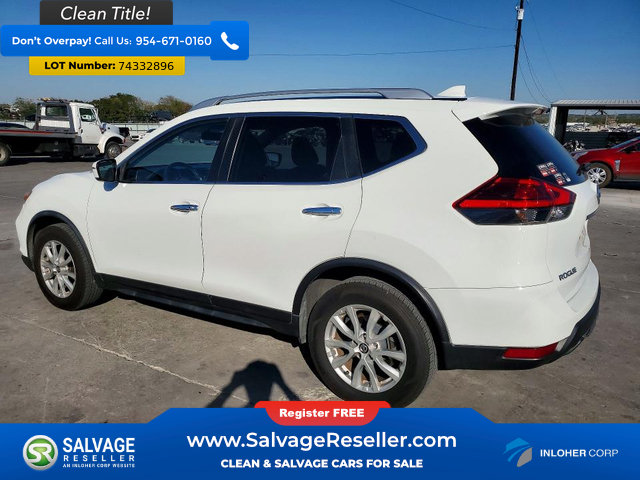 Used 2017 Nissan Rogue SV FWD image 3