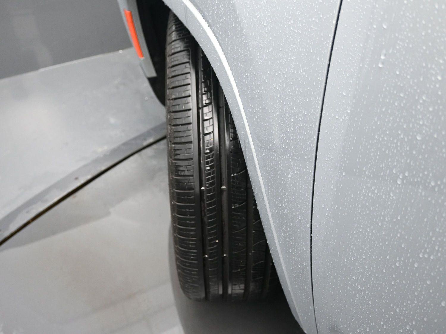 Used 2024 Jeep Grand Wagoneer Series III image 5