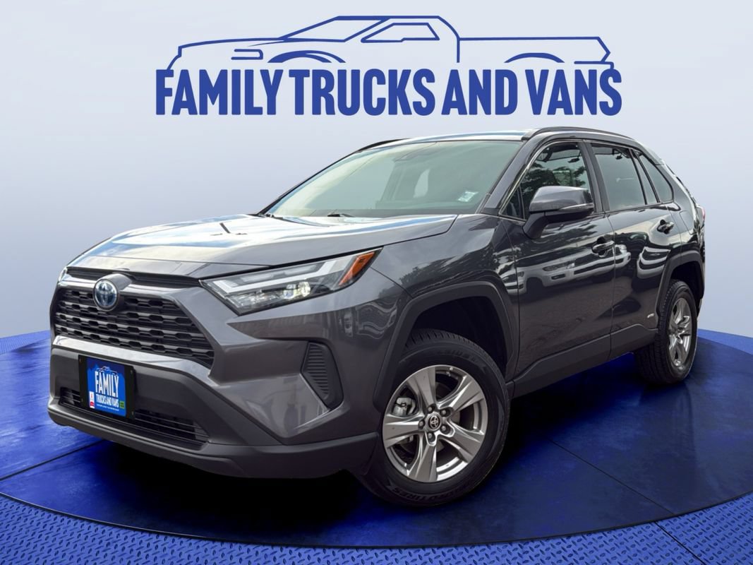 Used 2024 Toyota RAV4 LE AWD/4WD image 1