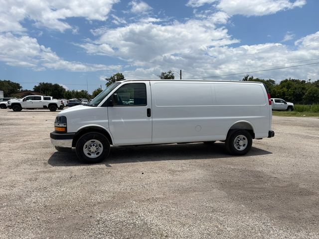 New 2026 Chevrolet Express 3500 Extended w/ Driver Convenience Package RWD image 5