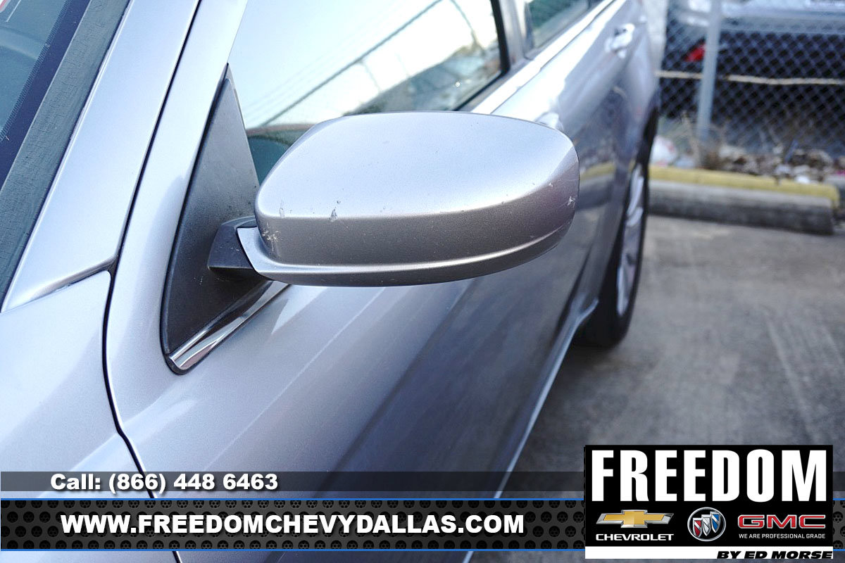 Used 2013 Chrysler 200 Touring FWD image 8