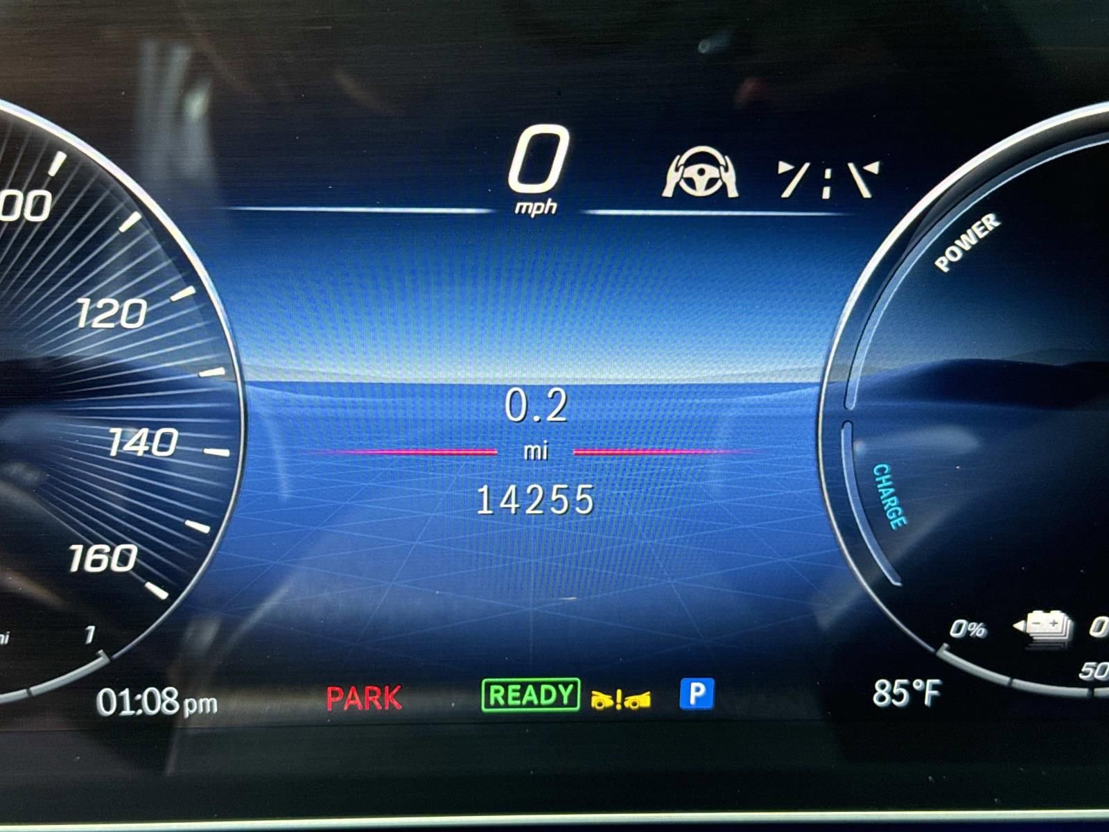 Used 2025 Mercedes-Benz GLE 450e 4MATIC image 27