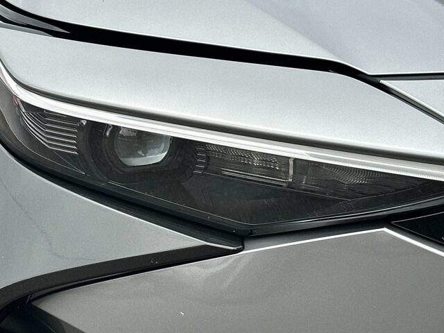 Used 2024 Toyota bZ4X FWD image 32